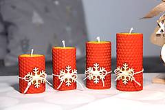 Sviečky - adventné sviečky z včelieho vosku s vločkou (Červená) - 11202418_
