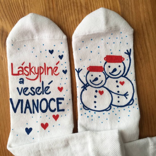 Maľované vianočné ponožky (biele s nápisom: “Láskyplné veselé Vianoce ..." alebo na želanie)