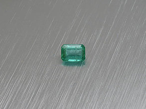 Minerály - Smaragd prírodný 3,7x5,1 mm obdĺžnik brúsený - 11208448_