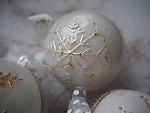 Dekorácie - ŠAMPANSKÉ vianočné gule s 3D fotkou (vzor na bokoch a na zadnej strane) - 11210465_