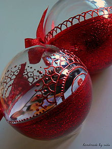 Dekorácie - ČERVENÉ vianočné guľe s 3D fotkou (vzor na bokoch) - 11210519_