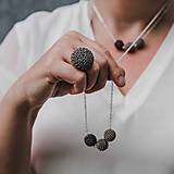 Náhrdelníky - TRIO šedý dlhý náhrdelník - 11222318_
