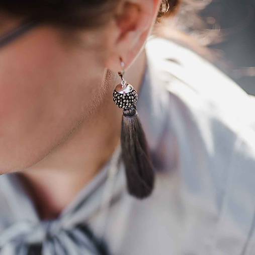 Náušnice - TASSEL trio tmavošedé visiace náušnice so strapcom - 11222217_