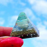 Dekorácie - Pyramid * Zelené světlo Archanděla * Nefrit - 11242748_
