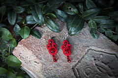 Červená Kata - soutache earring - ručne šité šujtášové náušnice