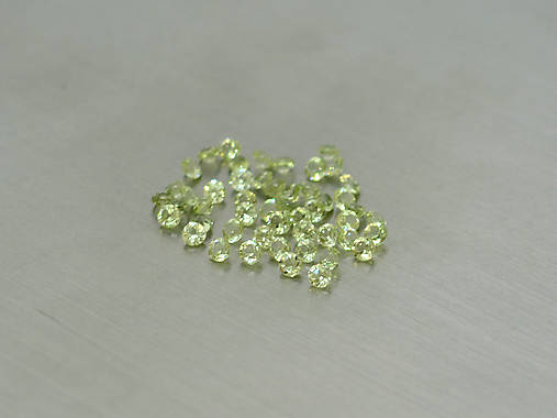 Minerály - PERIDOT / OLIVÍN prírodný 2 mm okrúhly - 11251128_