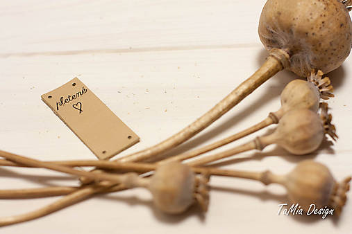 Materiál ručne robený - Kožený štítok "pletené" s ohybom (v hornej časti) - 11254504_