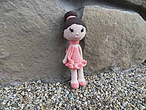 Milá háčkovaná bábika - dievčatko - 25cm