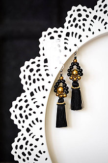 Náušnice - Čierno-zlaté strapcové náušnice / tassel earrings - 11265527_