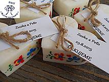 Darčeky pre svadobčanov - srdiečko folklór s kartičkou - 11270497_