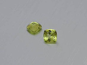 Minerály - PERIDOT / OLIVÍN prírodný cushion 6 mm - 11277137_