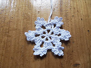 Dekorácie - Háčkovaná snehová vločka - vianočná dekorácia - biela - 1ks - 11279510_