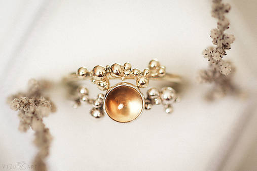 Zlatý prsteň - Bokeh Gold Mini