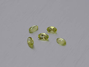 Minerály - PERIDOT / OLIVÍN prírodný ovál 3x5 mm - 11291163_