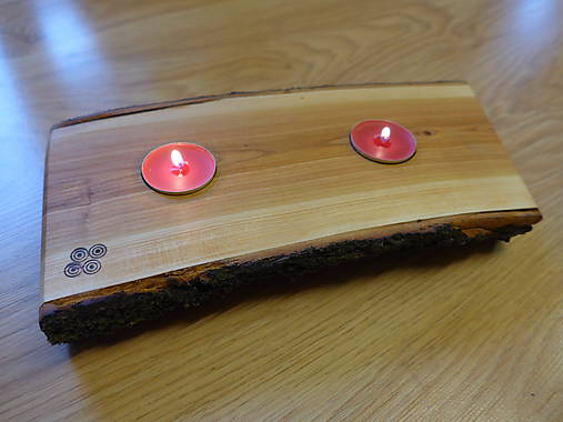 Svietidlá - Čerešňový svietnik na 2 sviečky - 11290100_