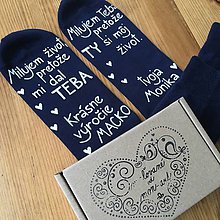Ponožky, pančuchy, obuv - Maľované ponožky nápisom "Milujem život, pretože mi dal TEBA...Milujem Teba, pretože si môj život" (tmavomodré s bielou) - 11301410_