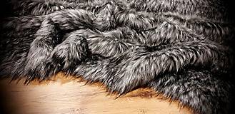 Textil - Luxusná umelá kožušina - Silver Wolf - cena za 10 cm - 11304327_