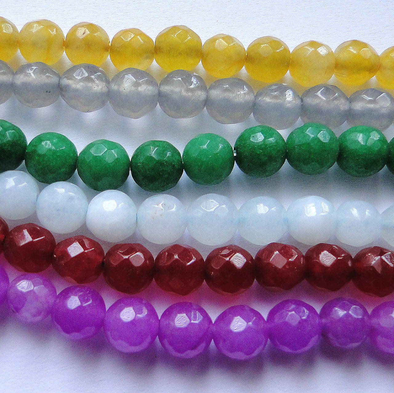 Jadeit fazet 6mm-1ks