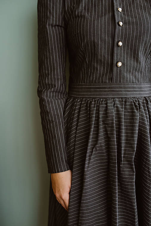 Bavlnené prúžkované šaty vo vintage štýle 
