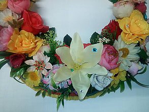 Dekorácie - Venček kvetinový - 11338645_