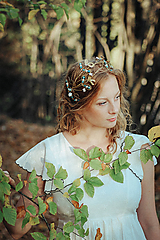 Ozdoby do vlasov - Mosadzný venček s apatitovými listami a bielymi kvetmi - Devanka - 11349390_
