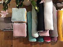 Úžitkový textil - Giving Tuesday - uteráčik pre ... (farba cyklámenová pre Vanessku) - 11354371_