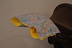 Detský textil - softshellový rukávnik na kočík - 11357138_