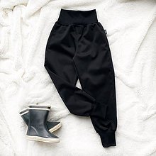 Detské oblečenie - Zimné softshellové nohavice čierne - 11361375_