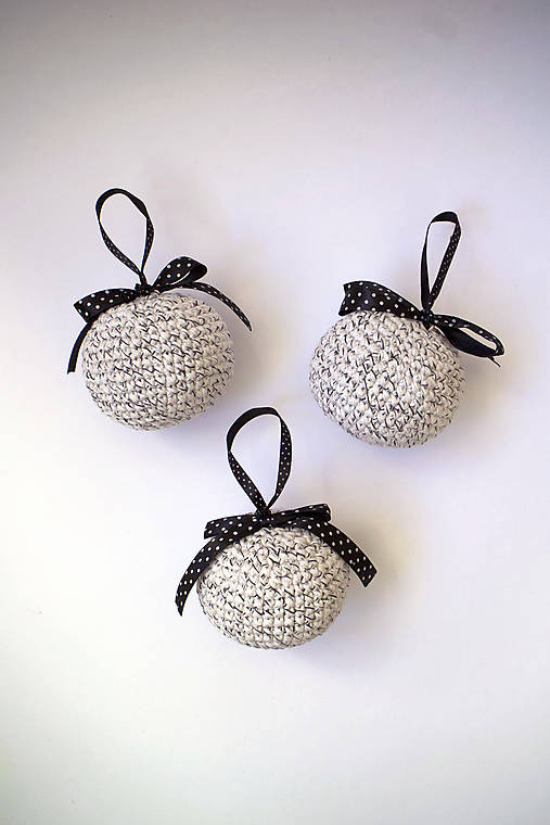 Dekorácie - Vianočné ozdoby | Gule | na zavesenie | veľké | strakaté | sada 3ks - 11367353_
