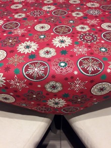 Úžitkový textil - Vianočný obrus červený - 11376328_