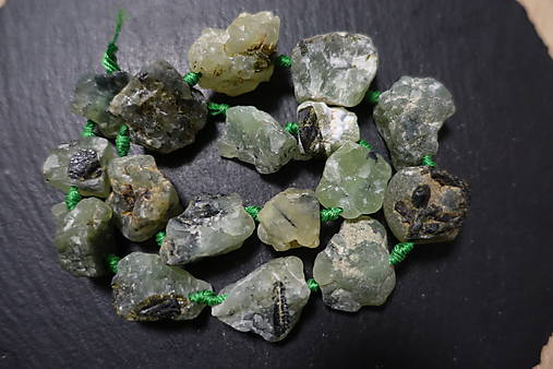 Minerály - Prehnit 30x26 - 11390903_