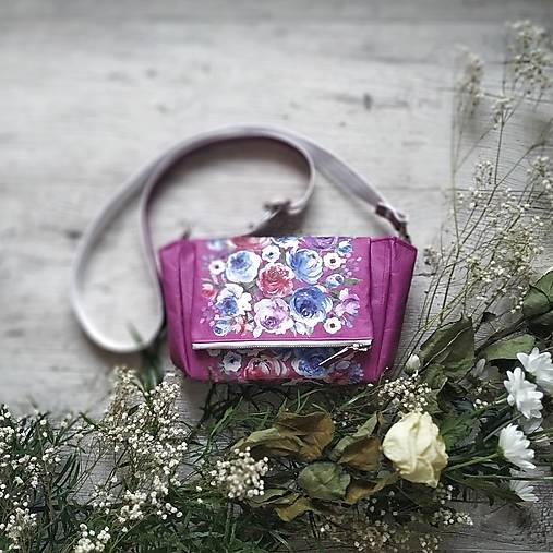 Kabelka CUTE bag - ružová s potlačou maľovaných kvetov