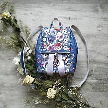Batohy - Ruksak CANDY backpack - modrá s potlačou maľovaných kvetov - 11396611_