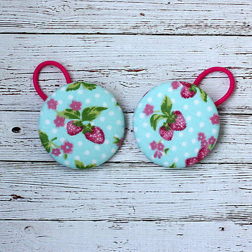 Detské doplnky - Gumičky do vlasov Jahôdky (s detskou gumickou) - 11395890_