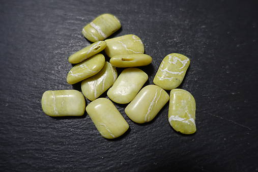 Minerály - Peridot 22x14 (2) - 11397312_