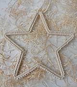 Handmade háčkovaná závesná dekorácia (nielen vianočná) - hviezda (Hviezda (z 3 mm šnúry) - farba prírodná (smotanová))