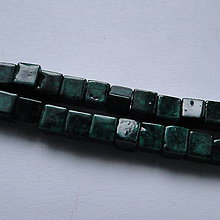 Minerály - Minerály-kocky-1ks (4mm-mramor smaragdový) - 11405656_