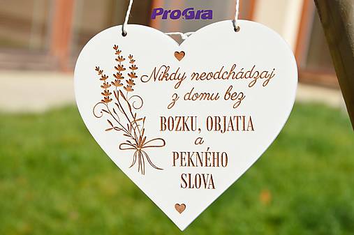 Tabuľky - Levanduľové biele srdiečko s citátom - 11413243_