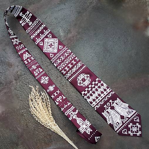 Čičmianska veselosť-  maľovaná kravata