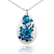Náhrdelníky - Drevený náhrdelník Kvety modré - 11426568_