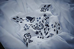 Šaty - Svadobné šaty s modrou výšivkou - 11433729_