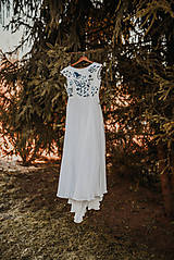Šaty - Svadobné šaty s modrou výšivkou - 11433730_