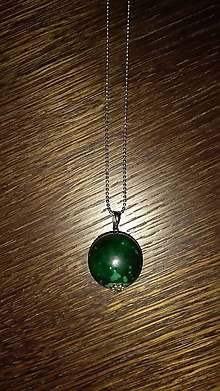 Náhrdelníky - náhrdelník z malachitu - 11454174_