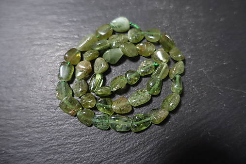 Minerály - Peridot 8x14 - 11467351_