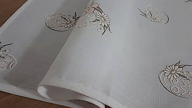 Úžitkový textil - Obrus... Easter flowers (60×60 cm biely lem) - 11469105_