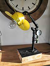 Svietidlá - Stolná lampa "Proppeler" - 11473307_