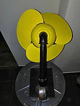 Svietidlá - Stolná lampa "Proppeler" - 11473313_