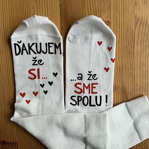 Zamilované maľované ponožky s nápisom: ”Ďakujem, že si / ...a že sme SPOLU” (biele)