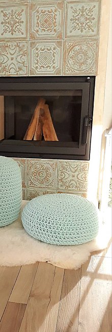 Úžitkový textil - Puf, taburetka, stolík  (Puf 40 × 15 cm) - 11479979_