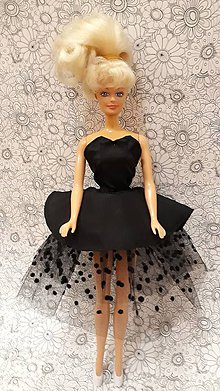 Hračky - Čierne tylové šaty pre barbie - 11480792_